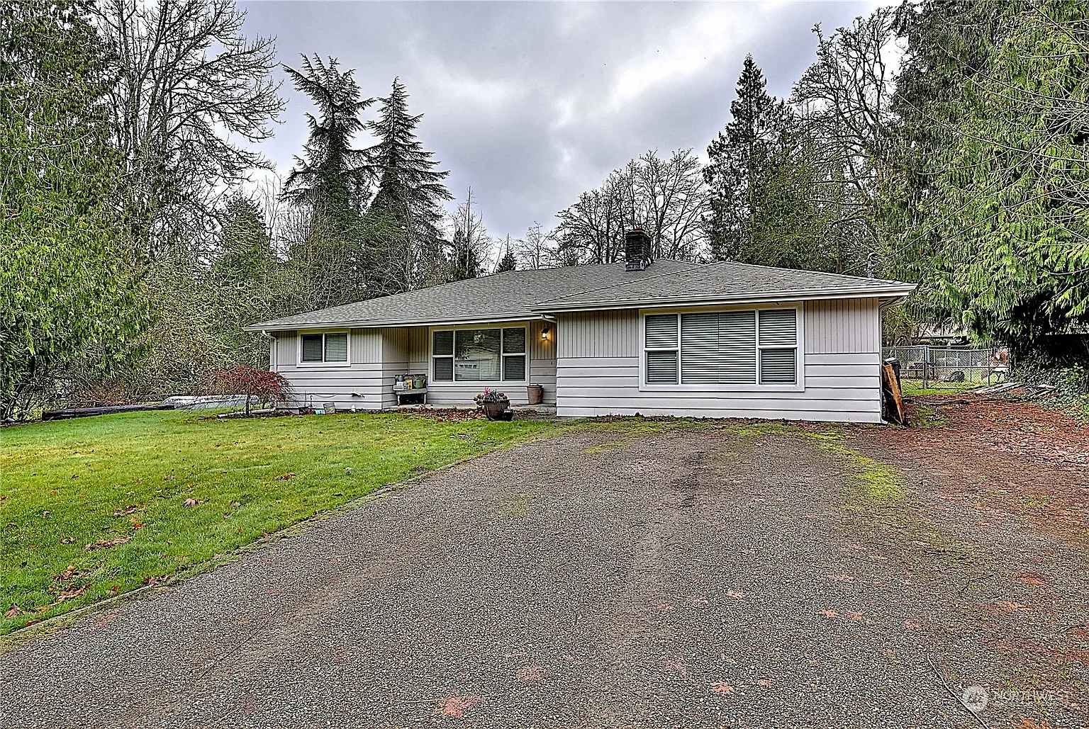 5722 136th Street E photo 1