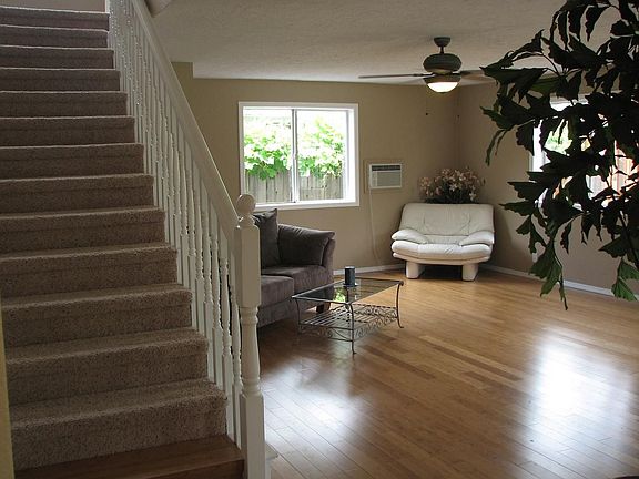 4th image of 1811 NE Poynter St