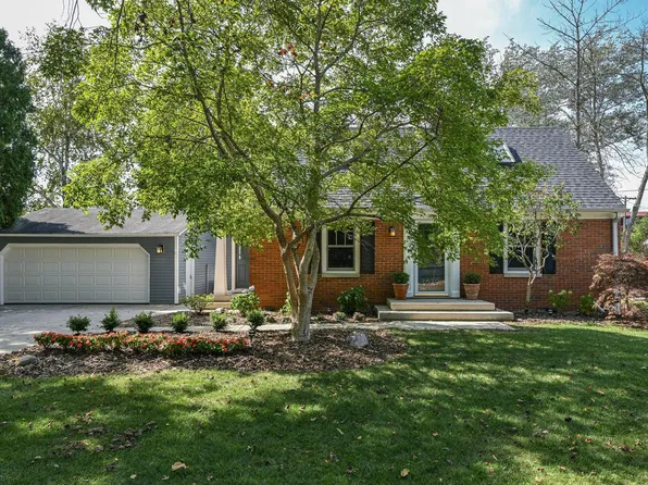 7629 North Seneca ROAD, Fox Point, WI 53217