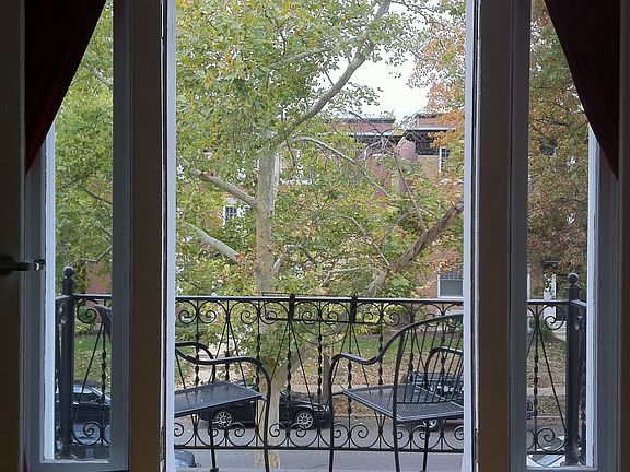 2nd image of 6115-6117 Washington Blvd #202
