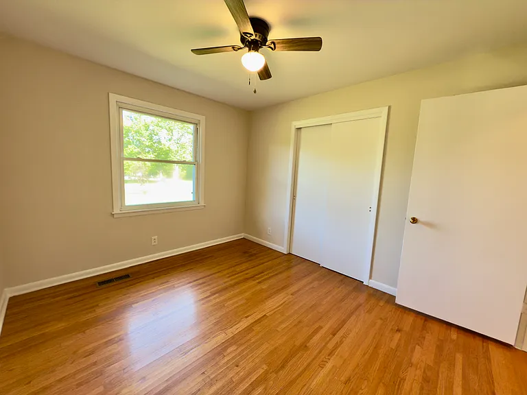 222 Yorktown Rd — Photo 26