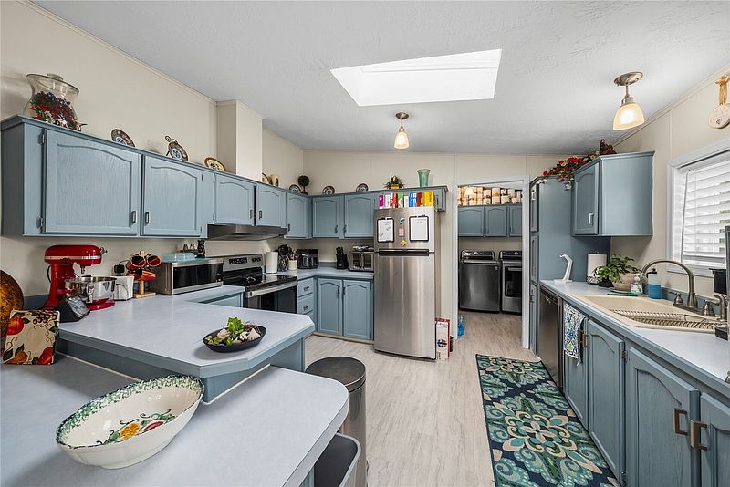 5th image of 109 Halliday Road #5