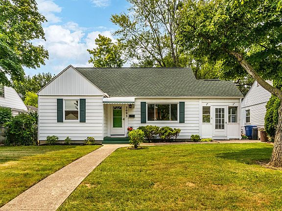 2nd image of 3093 Oaklawn St