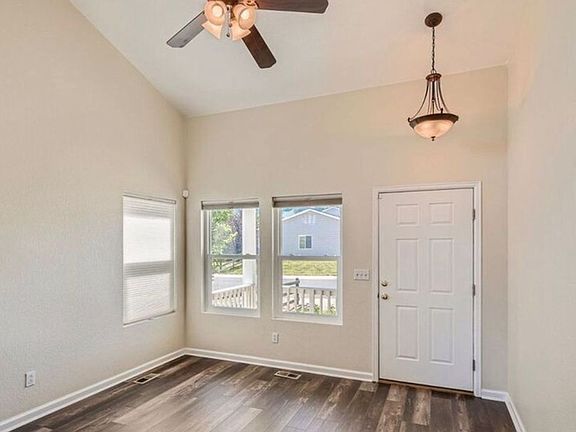 4th image of 9571 Mallard Pond Way