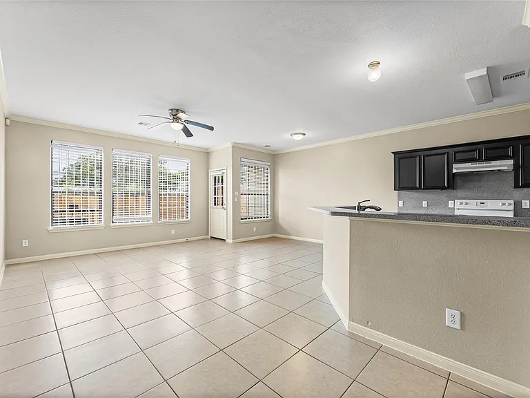4536 Mallow St #B — Photo 6
