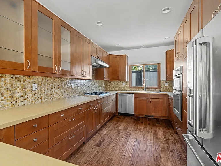 660 San Juan Ave — Photo 3