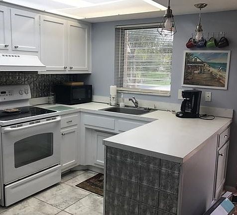 4th image of 1964 Alamanda Dr APT 8