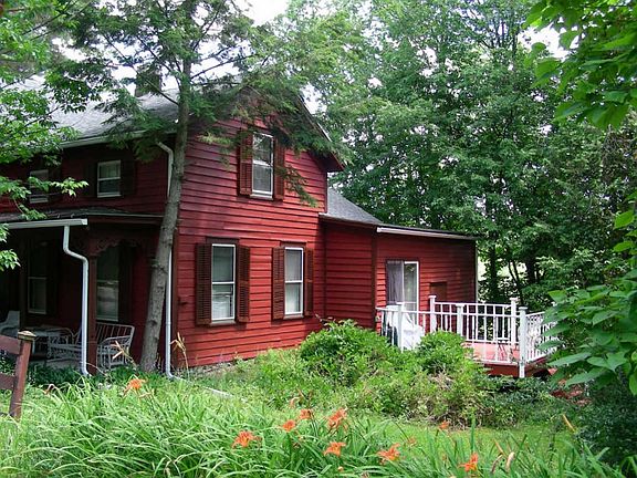 3rd image of 1772 State Highway 166