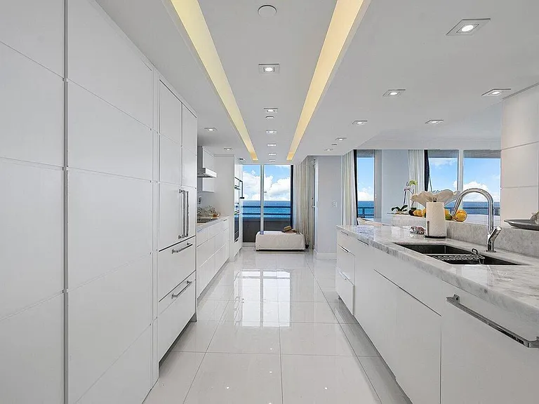 3560 S Ocean Blvd #Penthouse 1 — Photo 5
