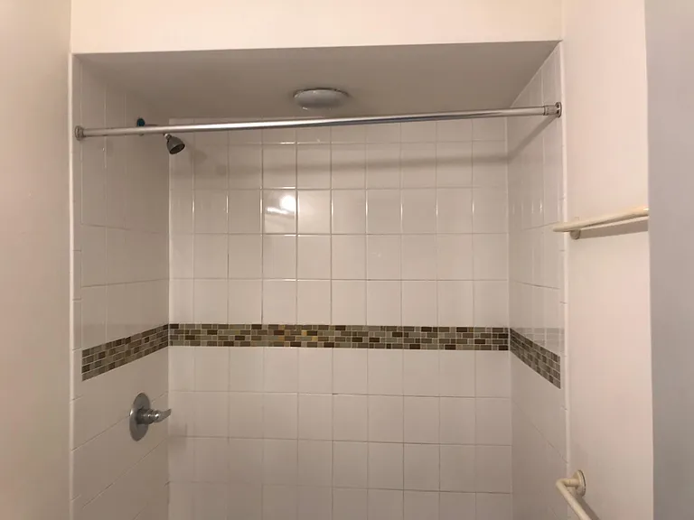 323 W Concord Pl #7 — Photo 3