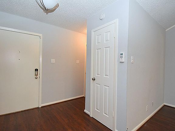 5th image of 22322 Coriander Dr