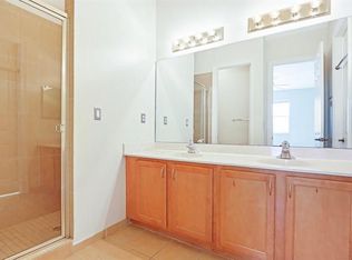 880 Millbrae Ct, West Palm Beach, FL 33401