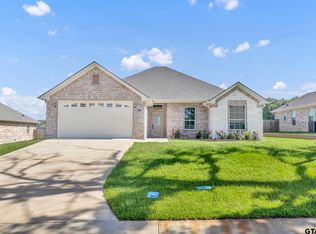 114 Hay Mdw, Winona, TX 75792