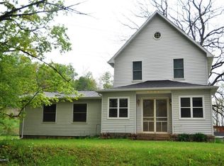 2424 22nd St, Hopkins, MI 49328