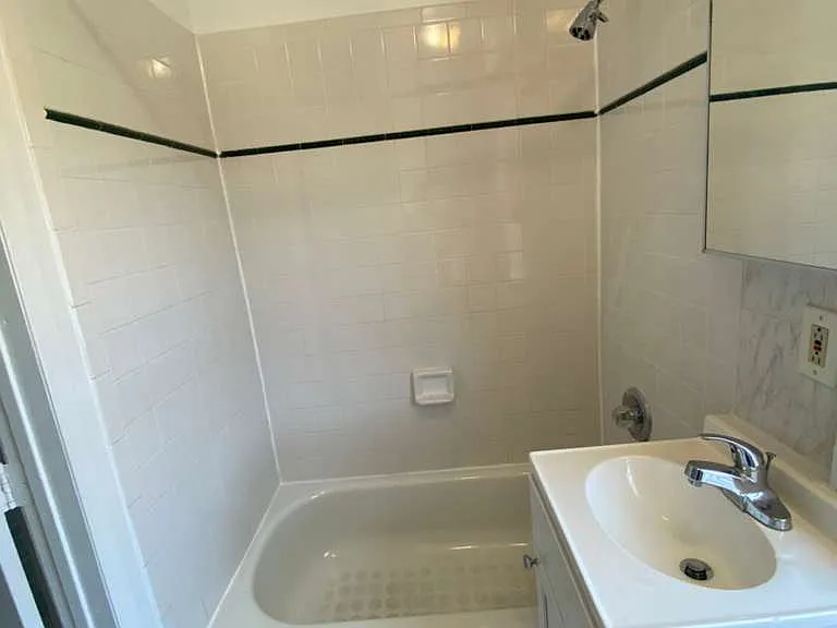 126 Oliver Ave #2 — Photo 10