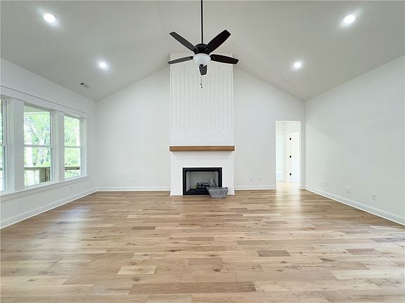 3rd image of 3 Olmsted Cir