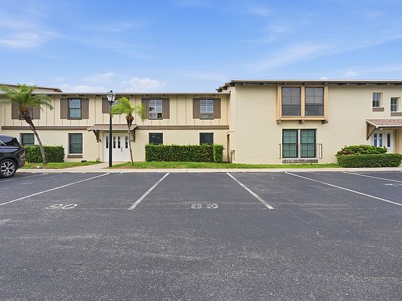 2nd image of 548 Plaza Seville Ct APT 89