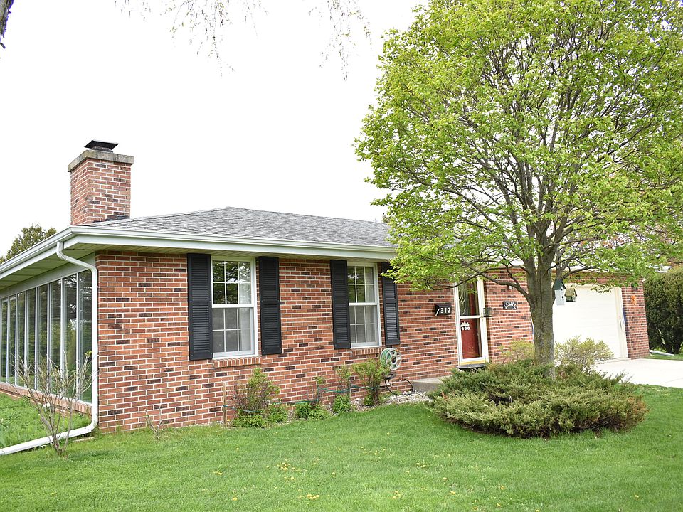 1st image of 312 Zuider Ln