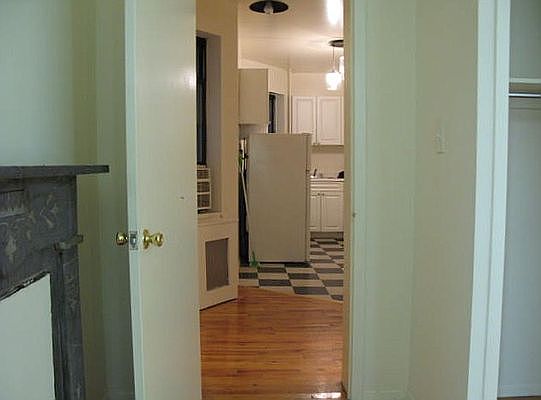 5th image of 93 Bedford St APT 2B