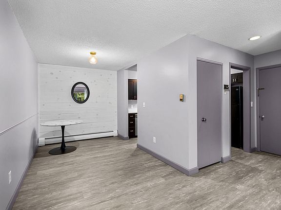 5th image of 119 Fair St APT 9
