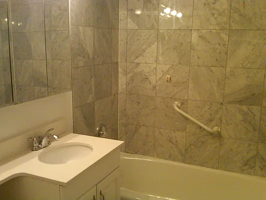 Rented by Tomoko Nagahama, LREB | media 15