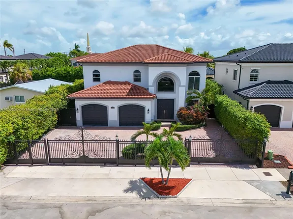9730 SW 34th St, Miami, FL 33165