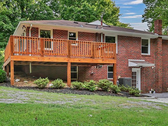 3rd image of 613 Channell Dr