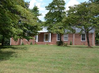 6311 Warwick Dr, Pleasant Garden, NC 27313