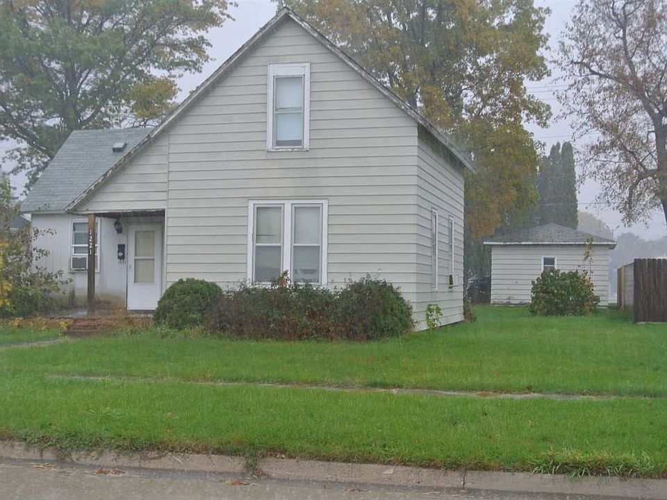 2nd image of 1221 State St