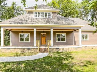 4010 Umbarger Ln, Signal Mountain, TN 37377