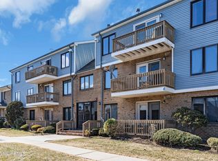 507 Peach St #507, Avenel, NJ 07001