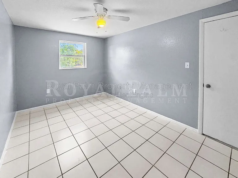 6617 Warwick Cir — Photo 21