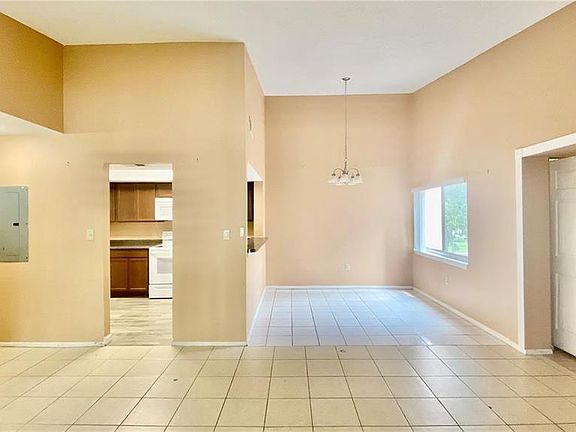2nd image of 2528 CITRUS CLUB LANE #206