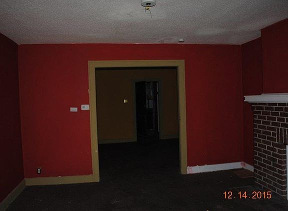 4th image of 841-843 Heyl Ave