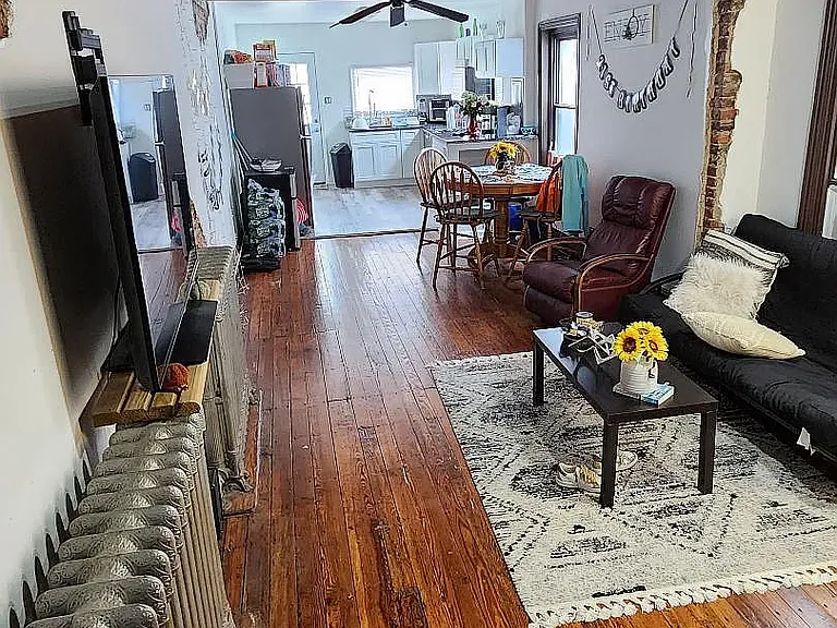 4237 Main St #2 — Photo 7