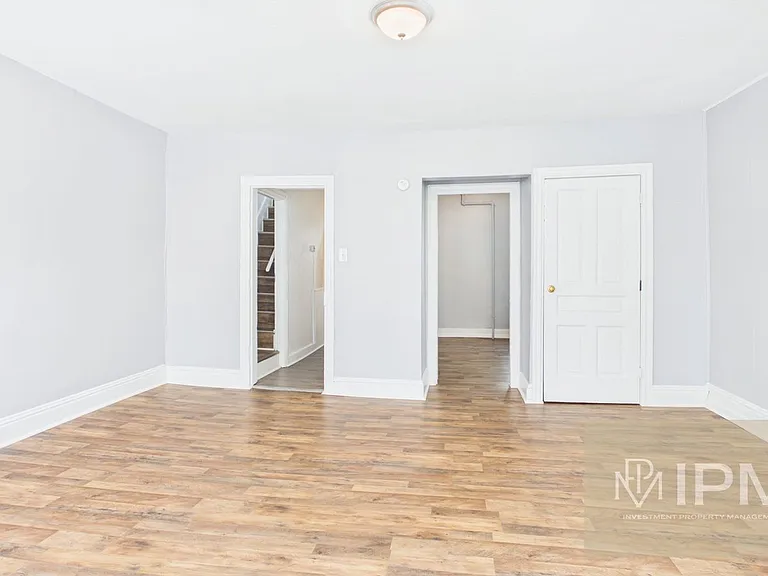 23 E South St — Photo 2