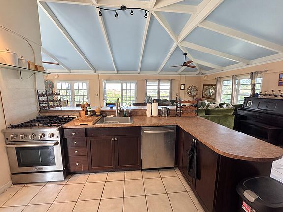 5th image of 106 Mount Pleasant Est