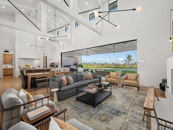 2nd image of 15550 El Camino Real