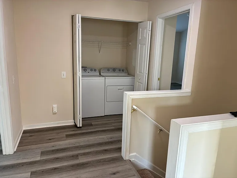 10217 Kendra Ct — Photo 6