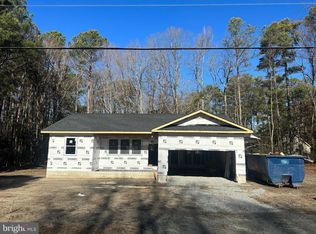 271 N Glebe Rd, Montross, VA 22520