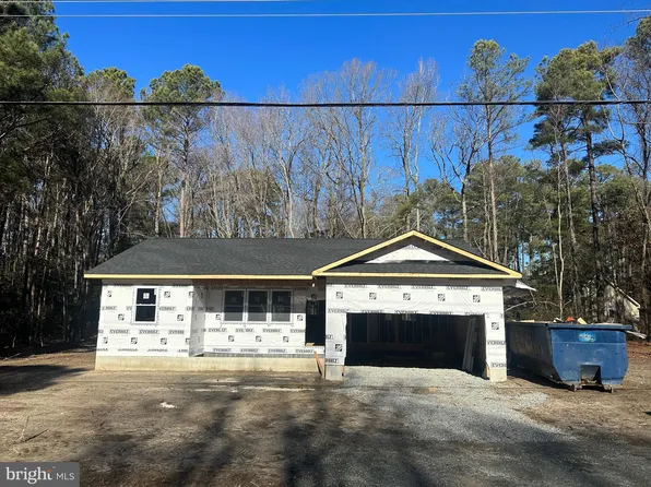 271 N Glebe Rd, Montross, VA 22520