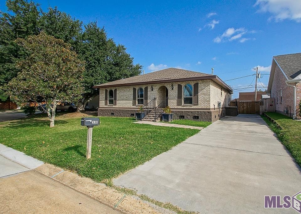 1st image of 330 Ormond Village Dr