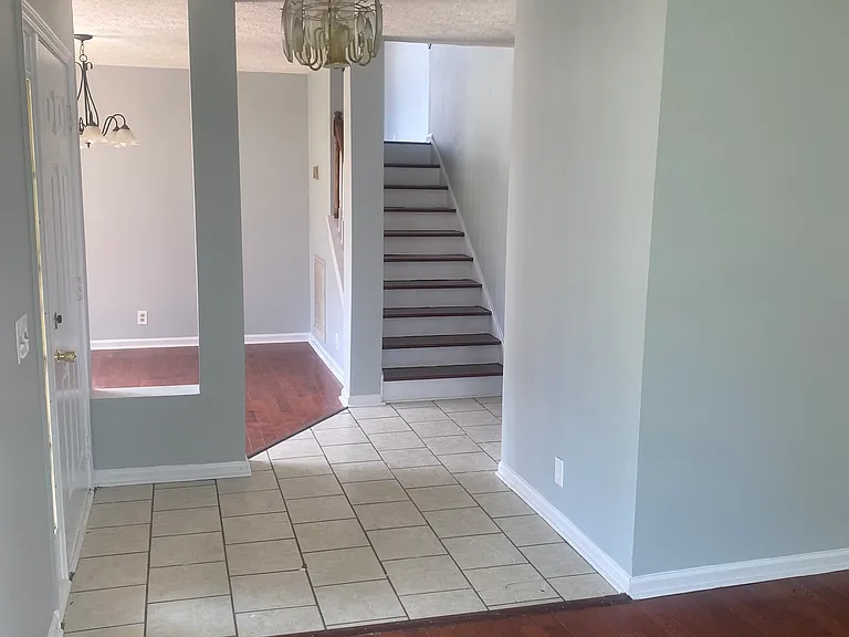 3717 Huntingboro Trl — Photo 6