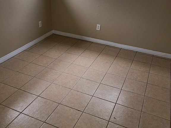 2nd image of 3220 N F St #3220
