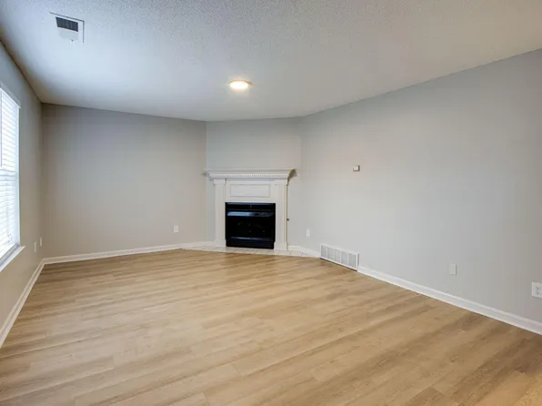 526 N Mendenhall Rd #4, Memphis, TN 38117