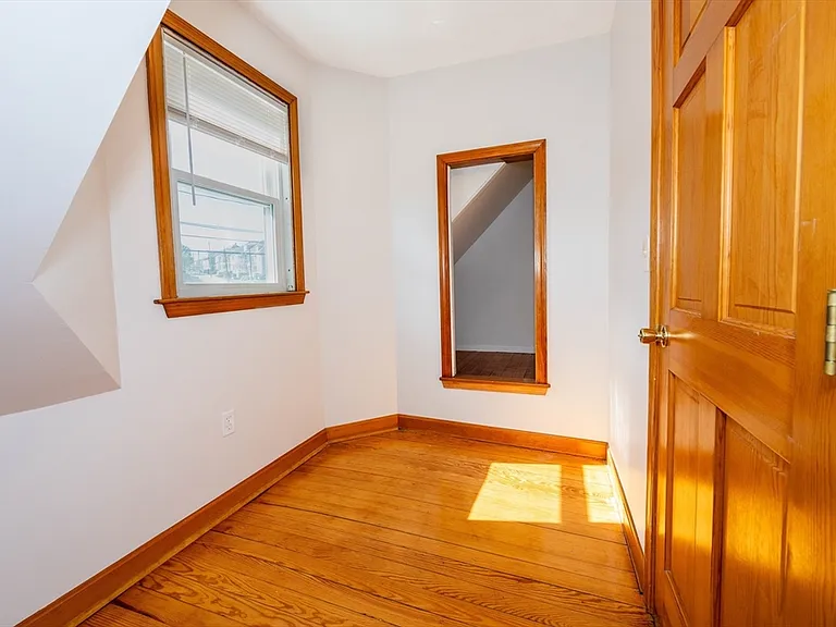 87 Independence Ave #2 — Photo 11