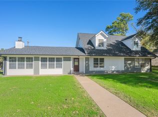 1303 Langford St, College Station, TX 77840