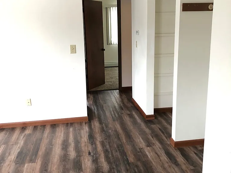 400 Browns Ct — Photo 64