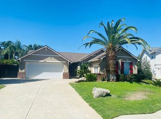 2961 Buckingham Ave, Clovis, CA 93611