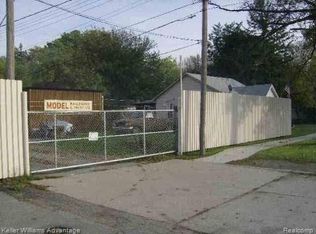 5845 Beech Daly Rd, Taylor, MI 48180